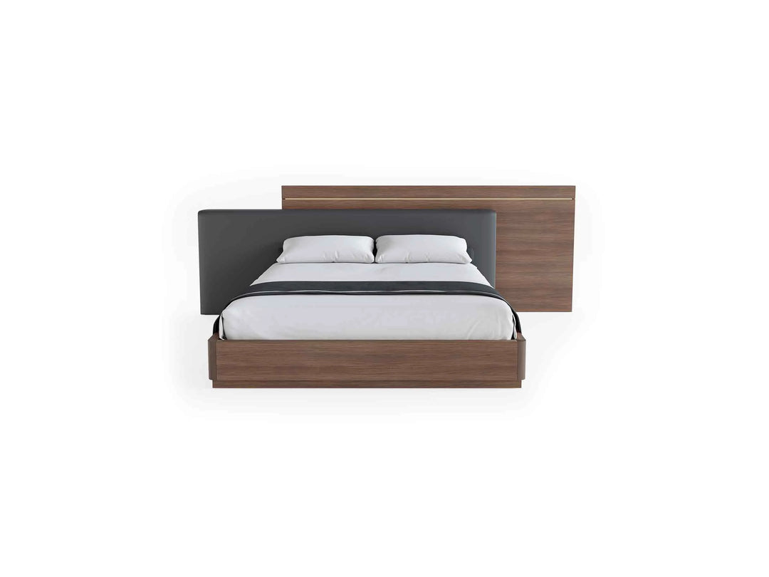 Tweepersoonsbed - plat hoofdeinde en houten bedframe