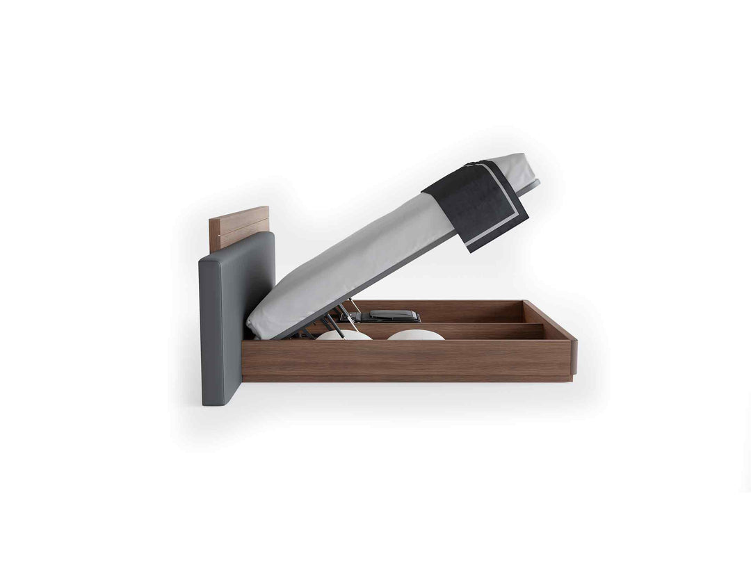 Tweepersoonsbed - plat hoofdeinde en houten bedframe