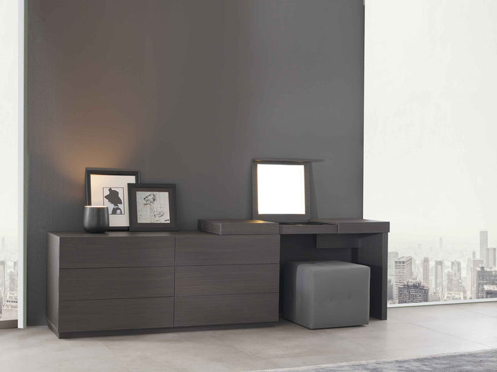 Stone dressoir
