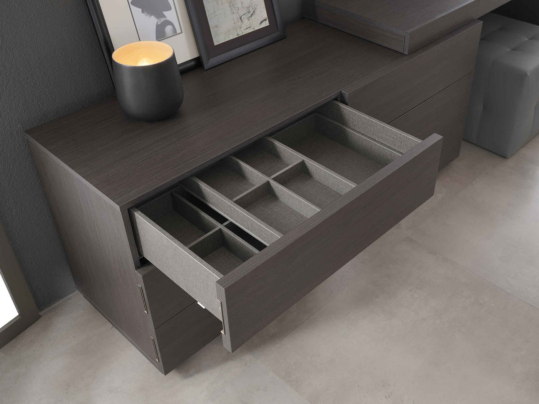 Stone dressoir