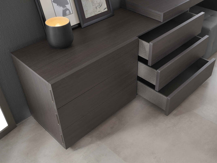 Stone dressoir