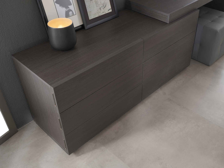 Stone dressoir