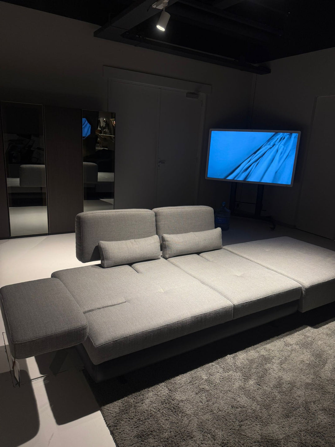 Mony 2-Seater Sofa with pouf