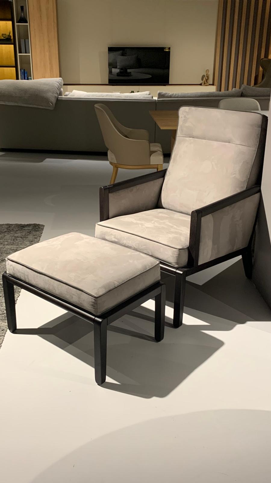 Lorton Armchair + pouf